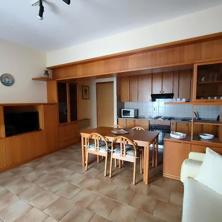Iseolakerental- Casa Trentapassi Riva di Solto