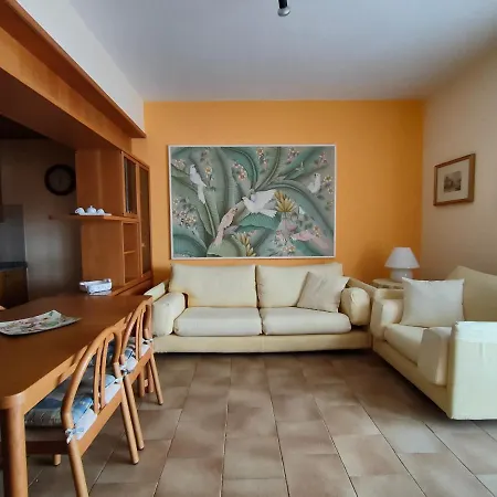 Iseolakerental- Casa Trentapassi Riva di Solto
